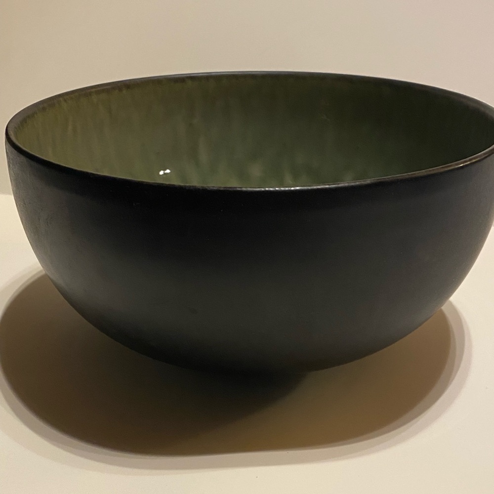 Jars-France Samoa Very 9.5” Green Ceramic Serving Bowl